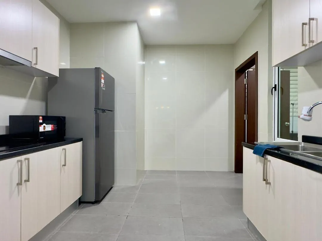 Jb City Shopping Mall Apartment Johor Bahru Malaysia