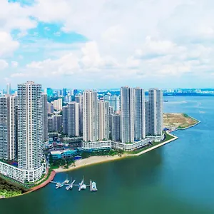 Country Garden Danga Bay By Lions Bay Apartment