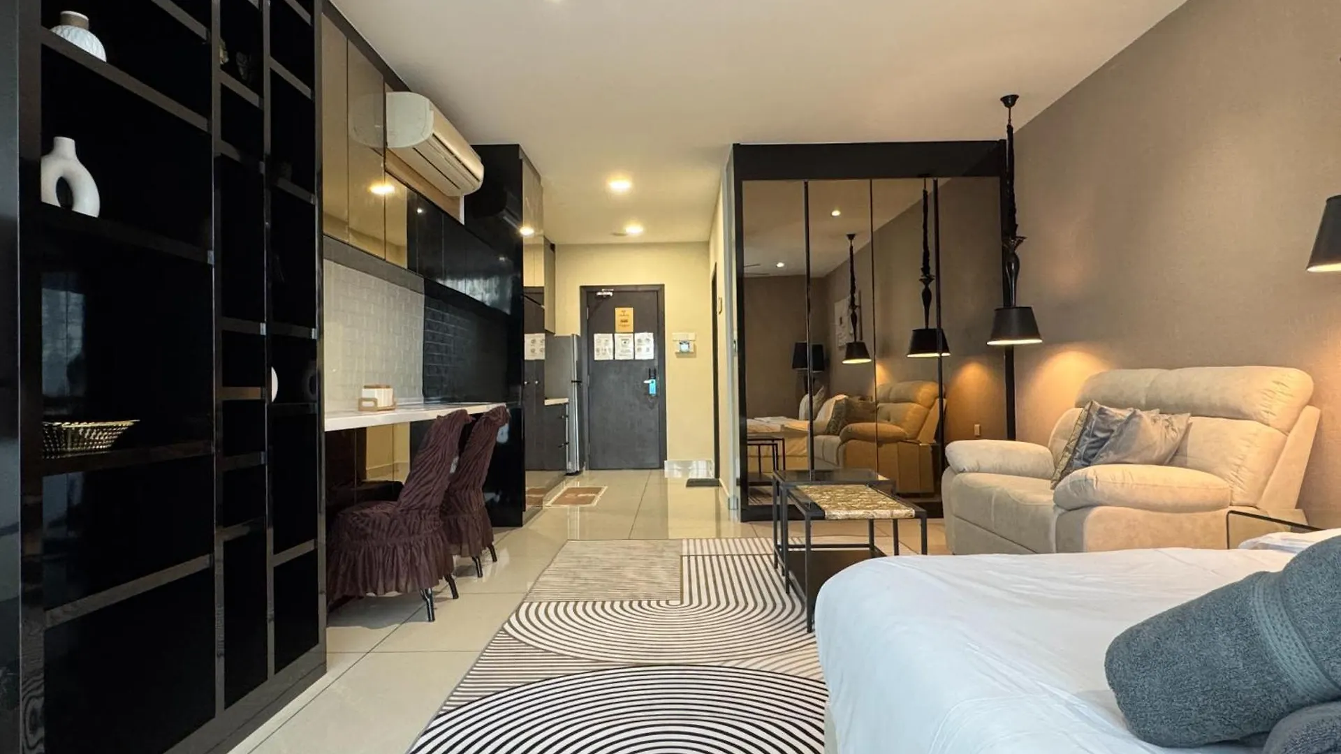 Jb City Shopping Mall Apartment Johor Bahru 0*,  Malaysia